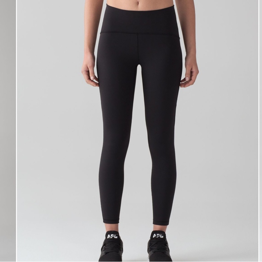 Lululemon train times 7/8 black tight